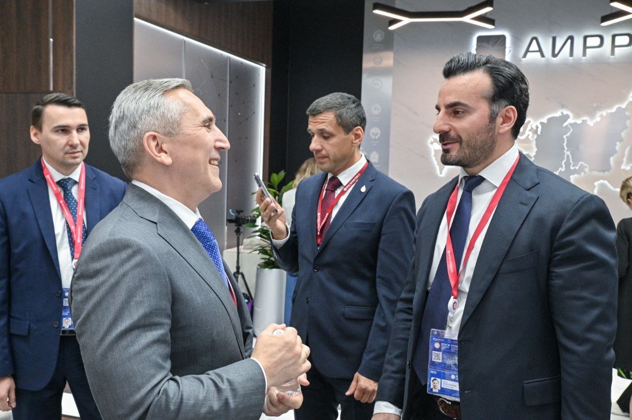 Руководство «Технологии ОФС» приняло участие в ПМЭФ-2023